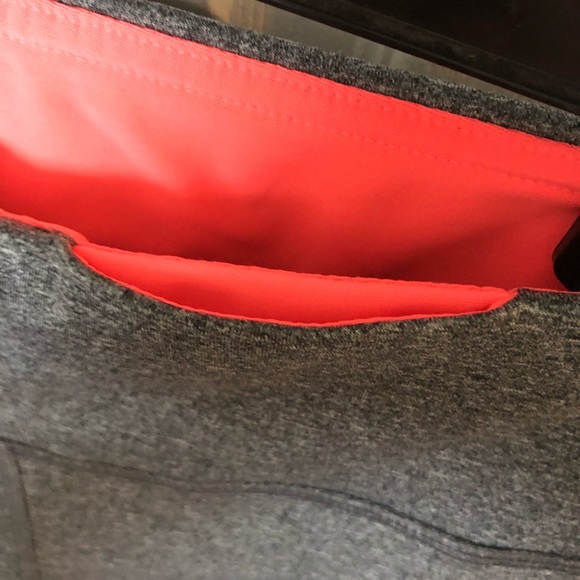 RBX Capri Gym Pants - Grey & Pink - Size Small - Picture 4 of 6